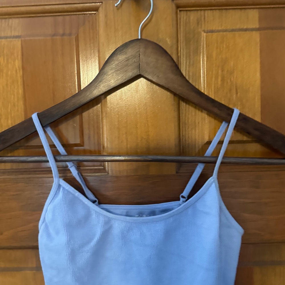 Wild Fable Ribbed Camisole Cropped Tank Womens Sz Small Purple/Blue Fitted Layer - Picture 2 of 5